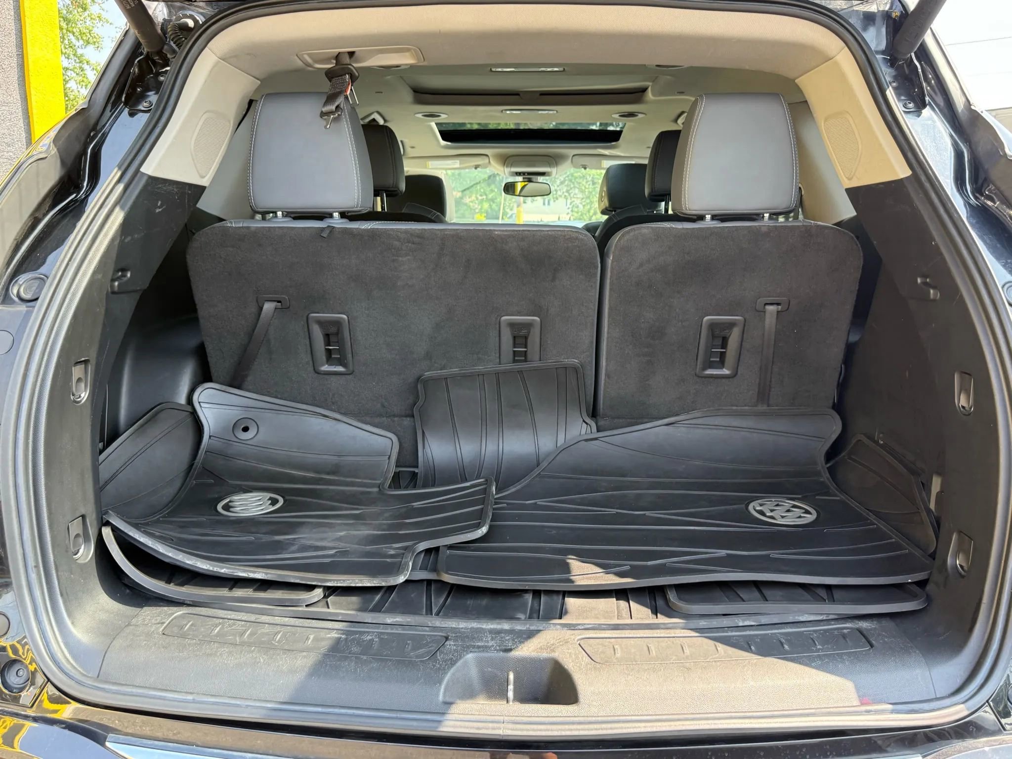 Used 2020 Buick Enclave Essence w/ Sport Touring Edition image 29