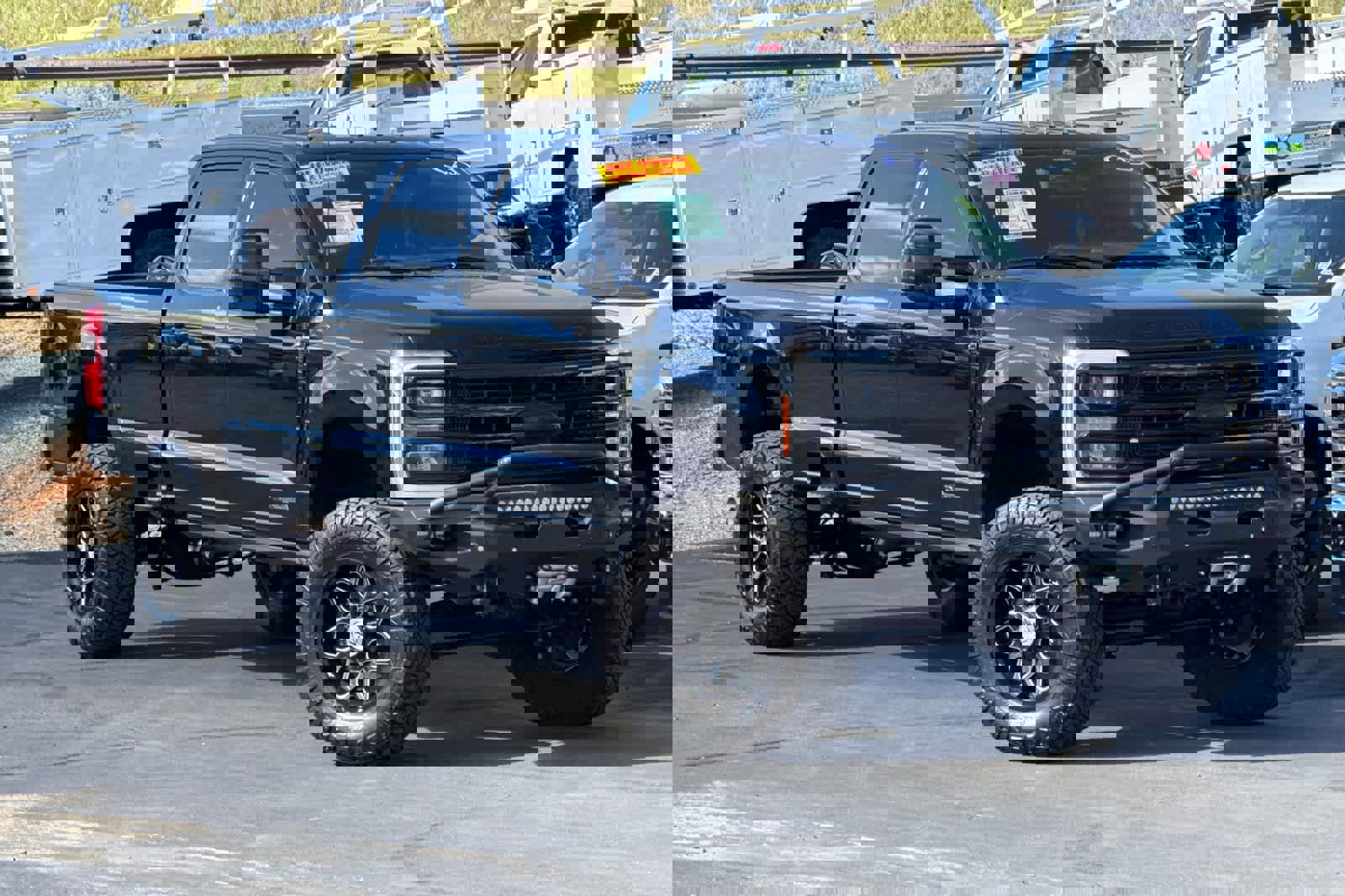 Used 2023 Ford F350 Lariat w/ Lariat Ultimate Package image 2