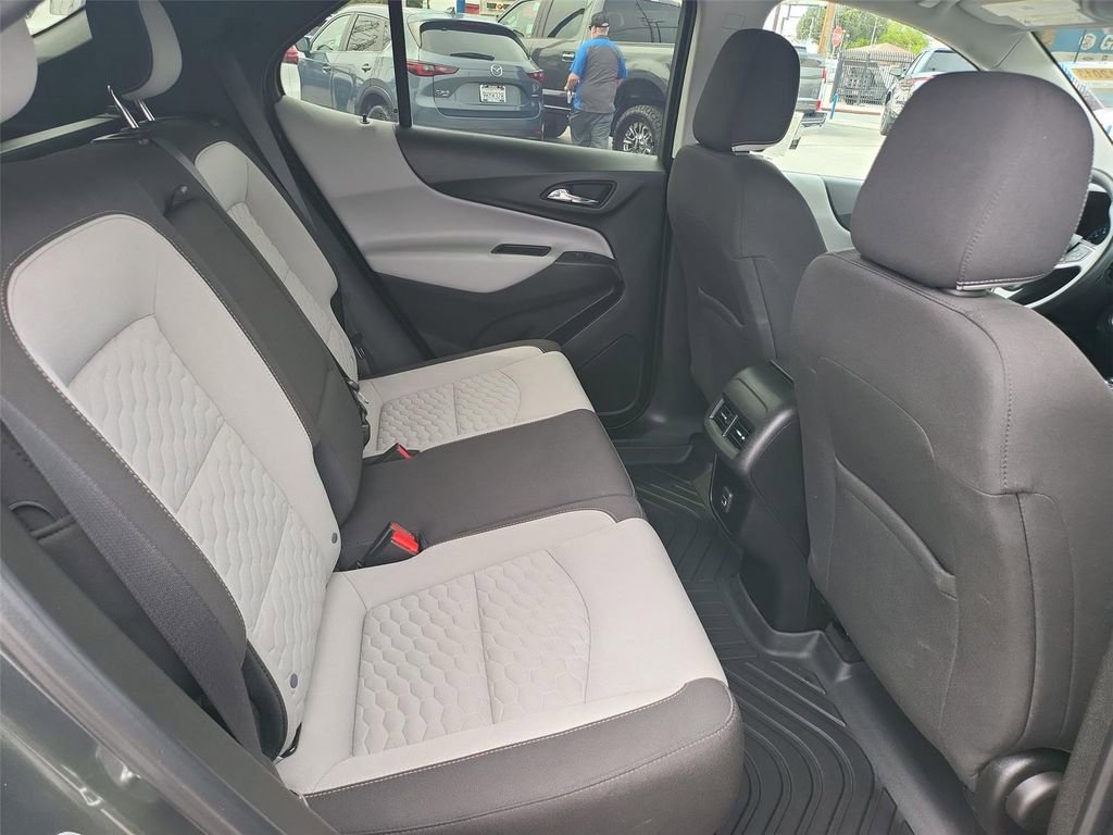 Used 2019 Chevrolet Equinox LS AWD/4WD image 18