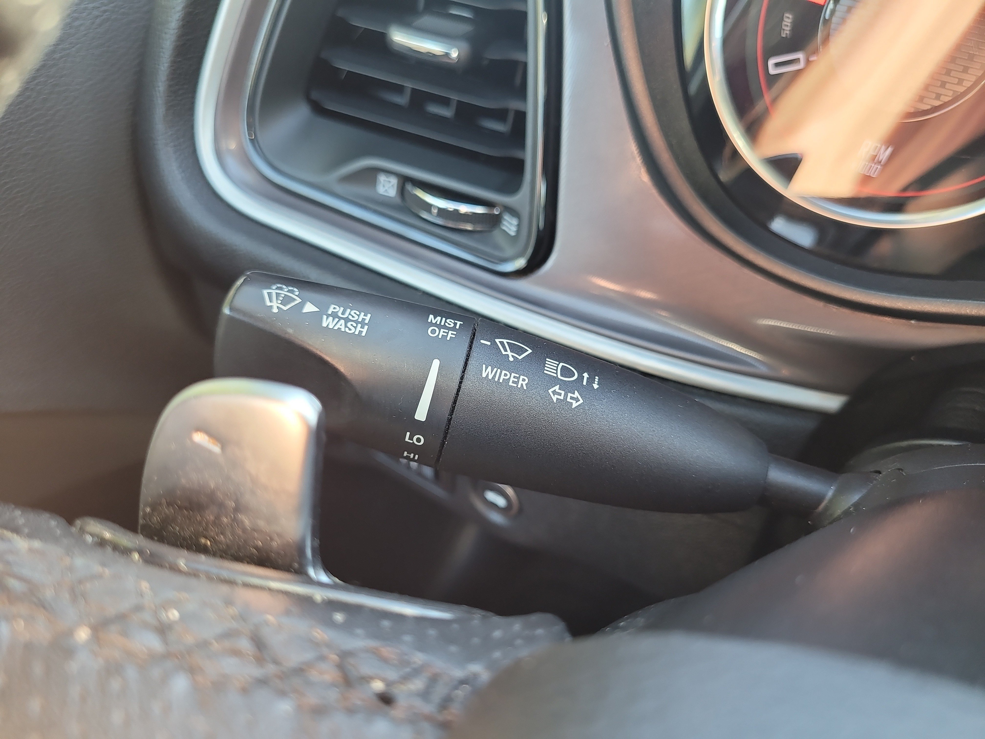 Used 2022 Dodge Challenger GT RWD image 29