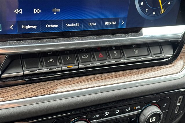 Used 2025 Chevrolet Silverado 1500 LT image 31