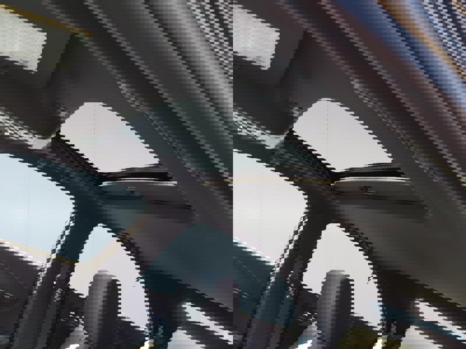 Used 2025 Cadillac CT4 Premium Luxury image 11