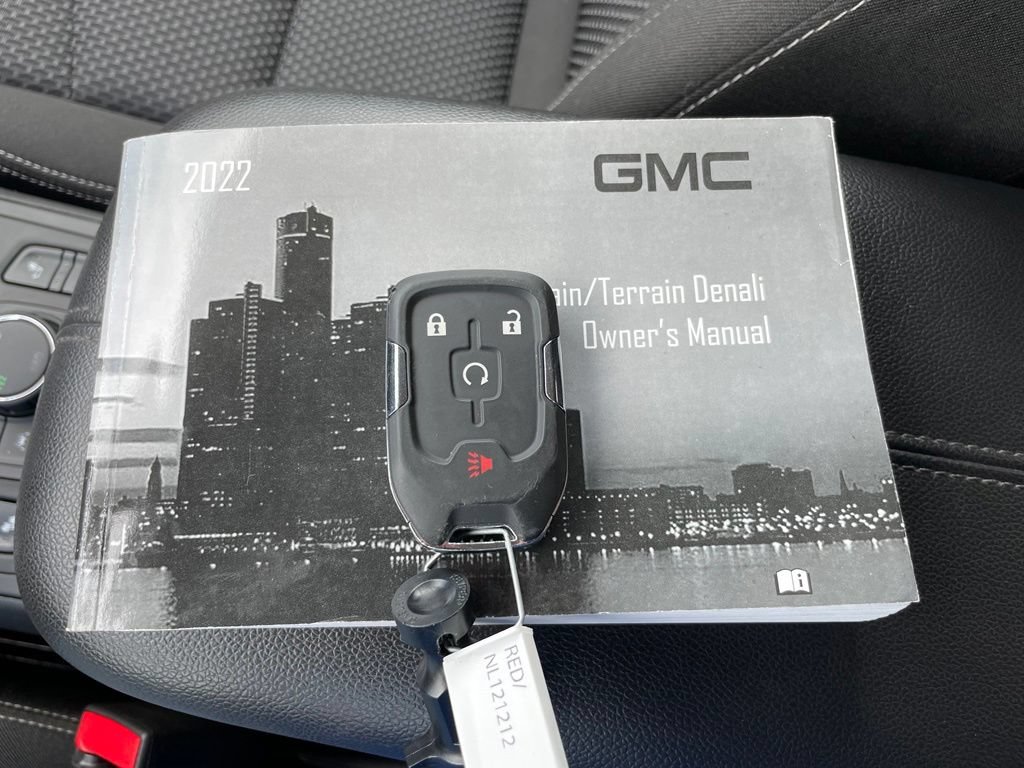 Used 2022 GMC Terrain SLE w/ Driver Convenience Package AWD/4WD image 41