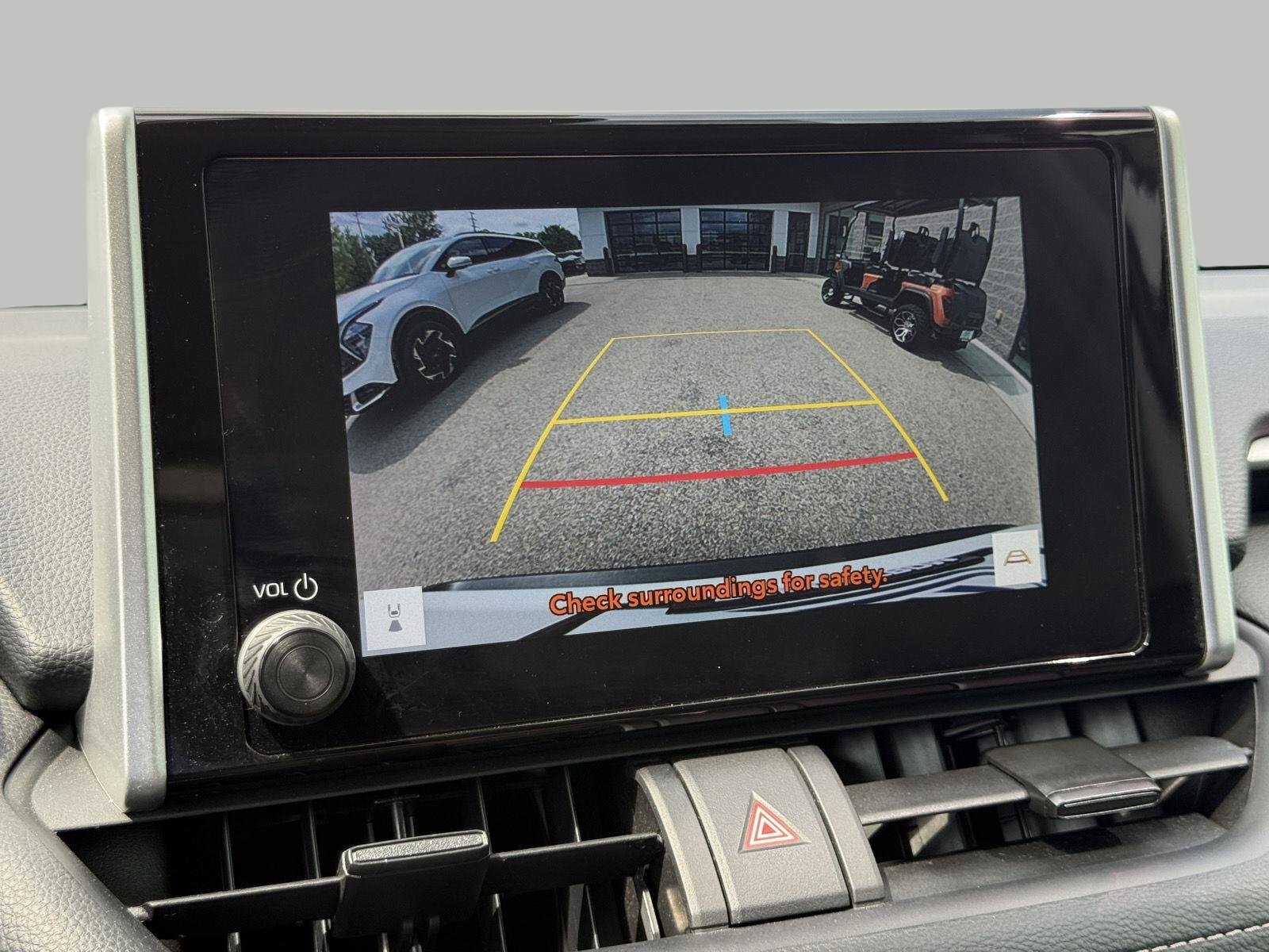 Used 2025 Toyota RAV4 XLE AWD/4WD image 34