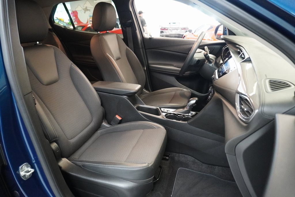 Certified 2021 Buick Encore GX Select image 30