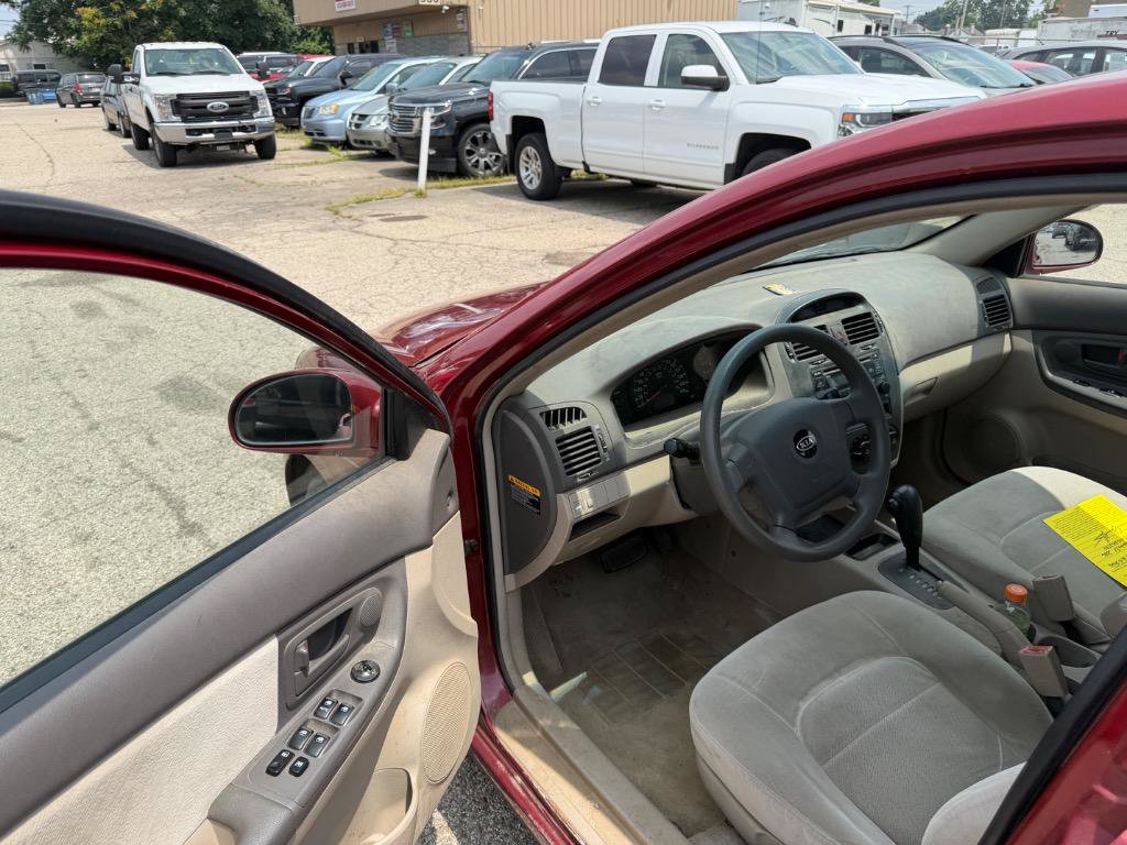 Used 2006 Kia Spectra EX FWD image 12