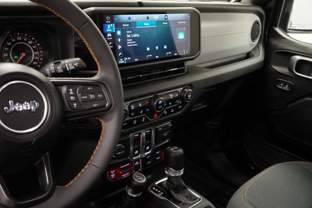 Certified 2024 Jeep Wrangler Willys image 24