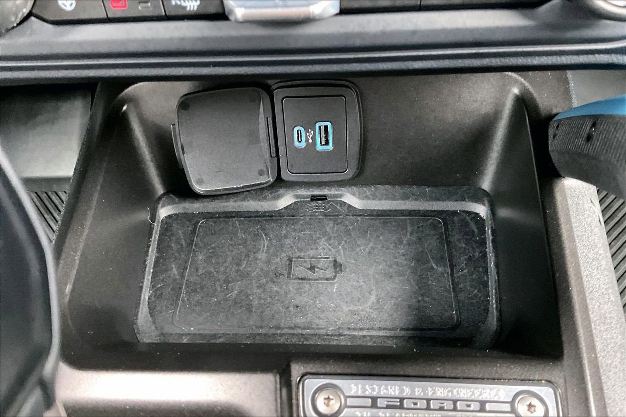 Used 2023 Ford Bronco Wildtrak image 17