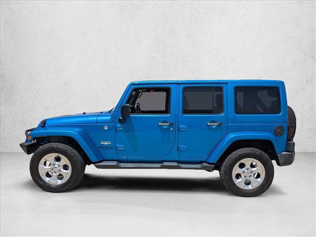 Used 2015 Jeep Wrangler Unlimited Sahara w/ Connectivity Group AWD/4WD image 5