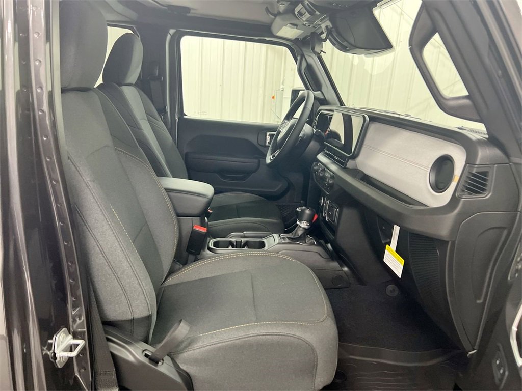 New 2026 Jeep Gladiator Sport image 19