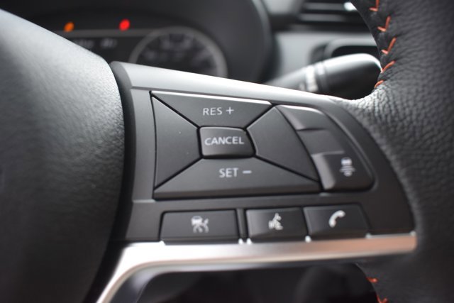 New 2025 Nissan Versa SR w/ Trunk Package image 20