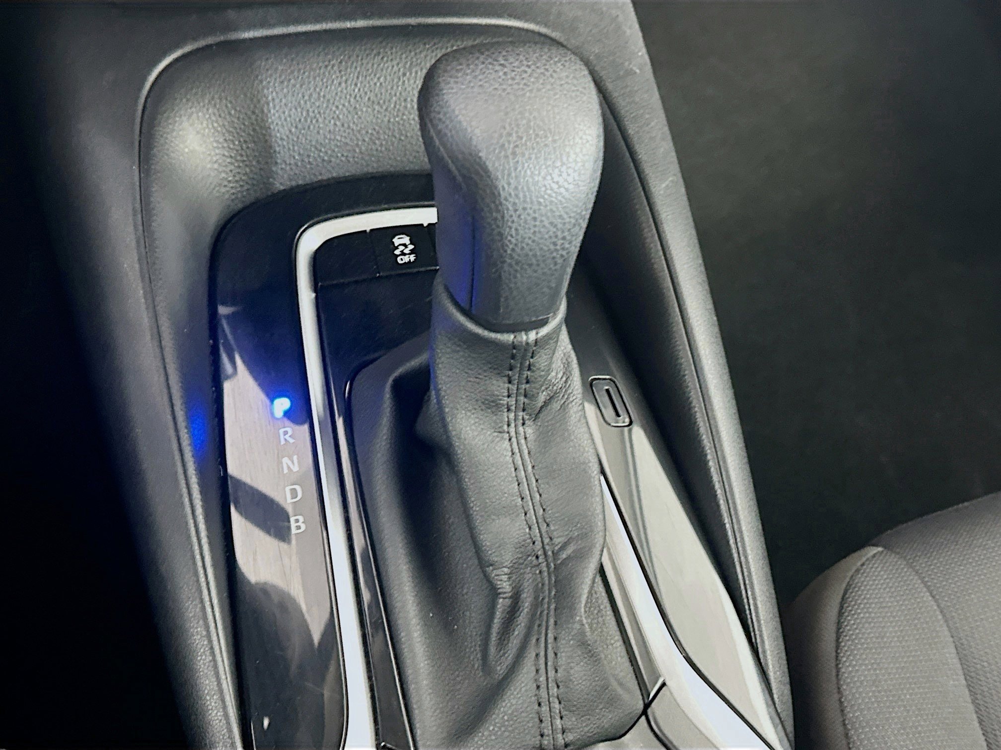 Used 2024 Toyota Corolla LE image 25