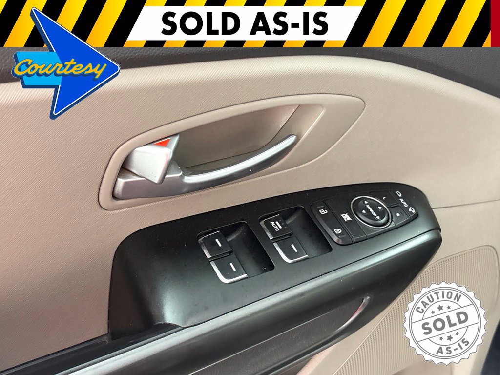 Used 2017 Kia Sedona LX w/ LX Essentials Premium Package FWD image 25