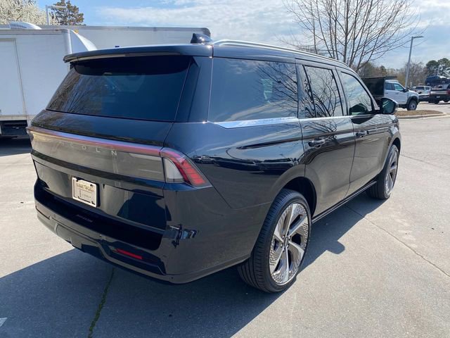 New 2026 Lincoln Navigator L Black Label AWD/4WD image 31