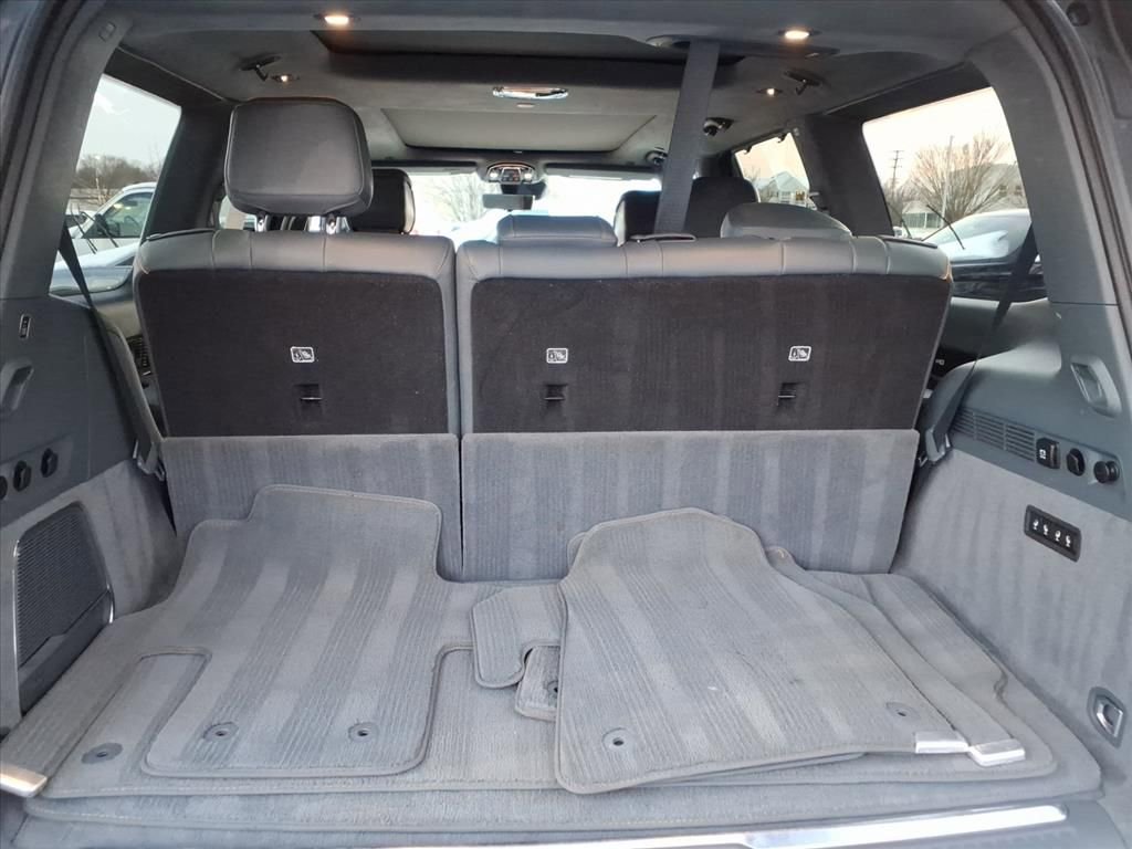 Used 2022 Jeep Grand Wagoneer Series II w/ Convenience Group III image 21