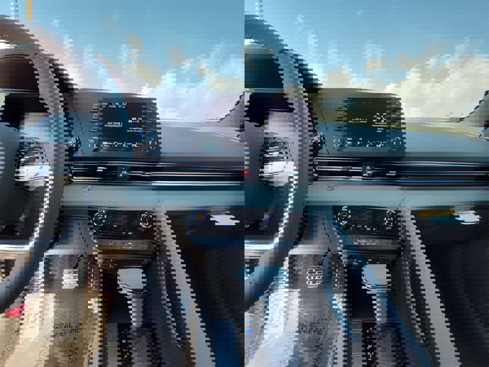 Used 2025 Hyundai Elantra Sport image 20