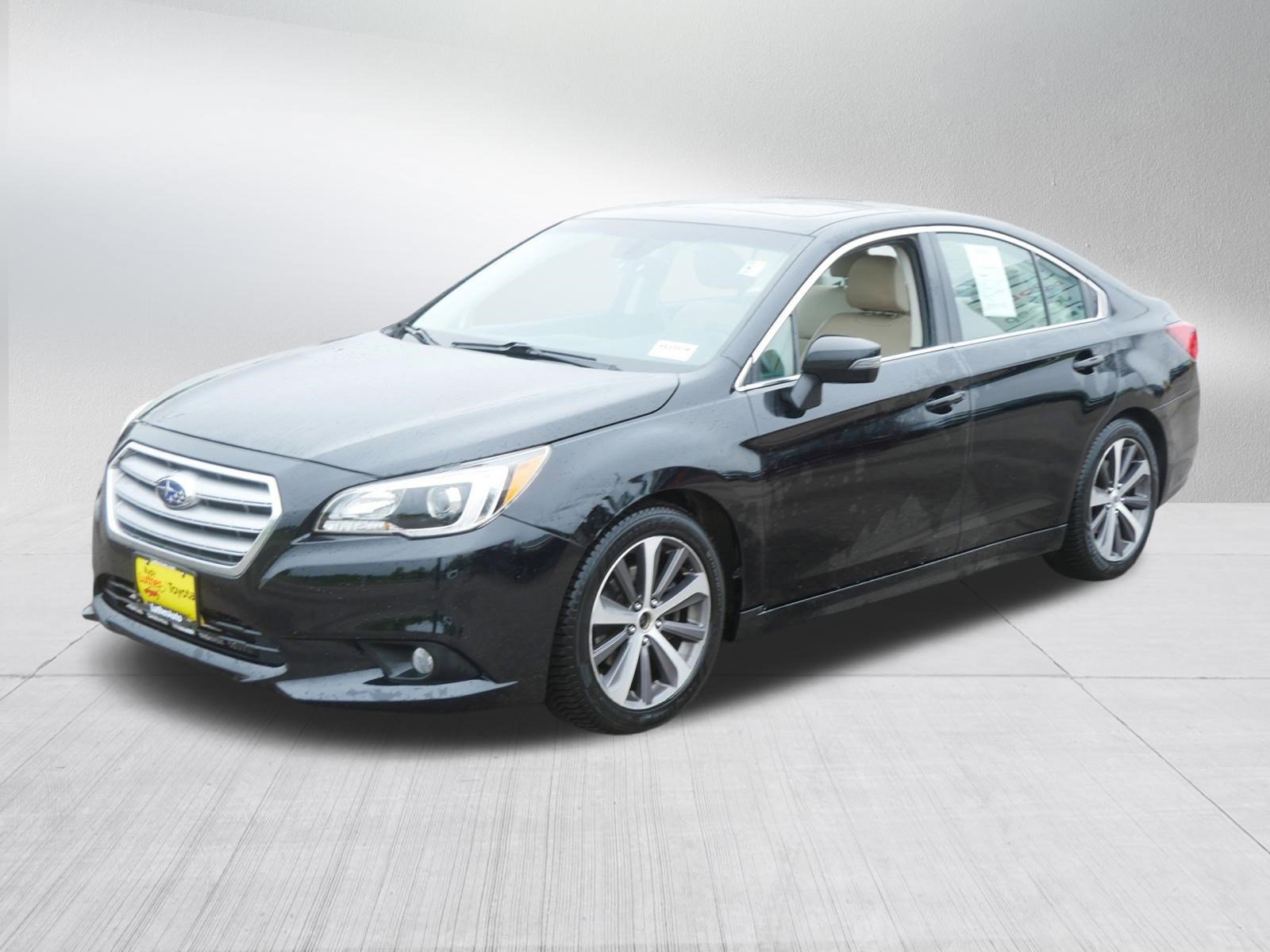 Used 2017 Subaru Legacy 3.6R Limited AWD/4WD image 3