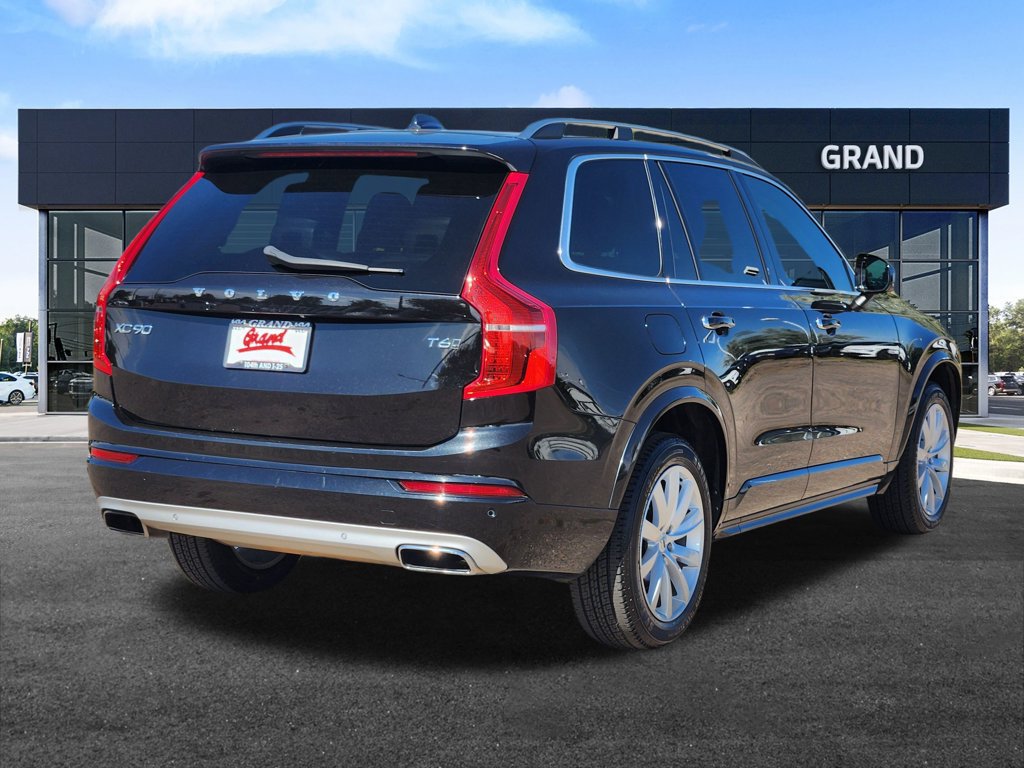 Used 2016 Volvo XC90 T6 Momentum w/ Momentum Plus Package AWD/4WD image 5
