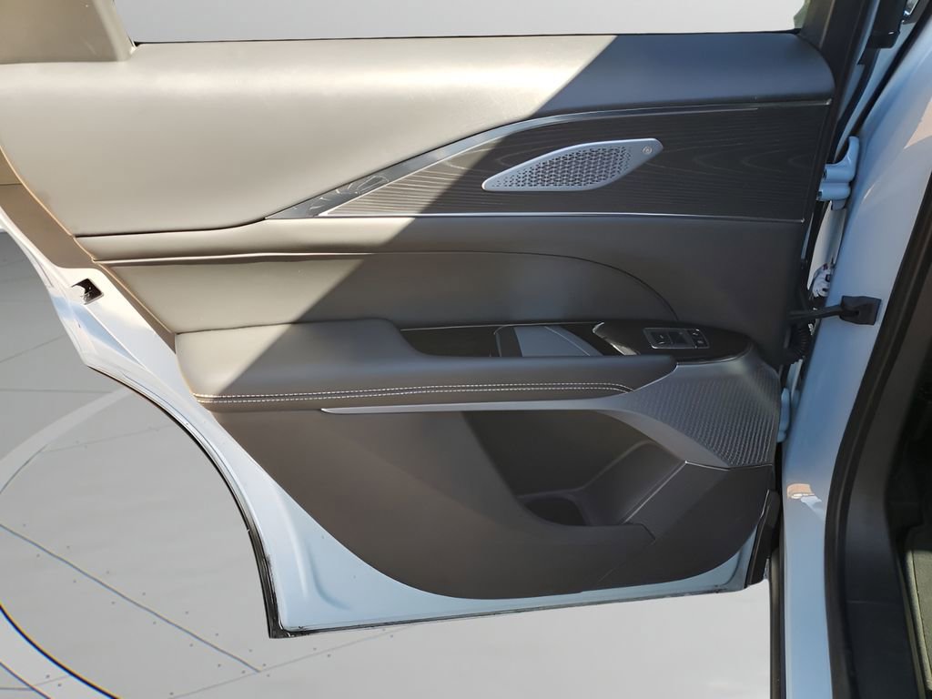 Certified 2024 Cadillac Lyriq Sport image 17