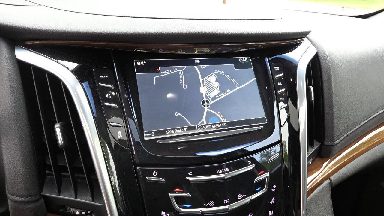 Used 2018 Cadillac Escalade ESV Premium Luxury AWD/4WD image 52
