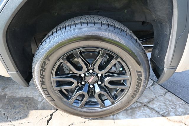 Used 2023 GMC Sierra 1500 Elevation w/ X31 Off-Road Package AWD/4WD image 13