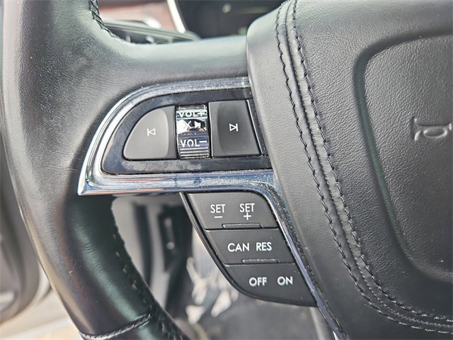 Used 2018 Lincoln Continental Reserve image 21
