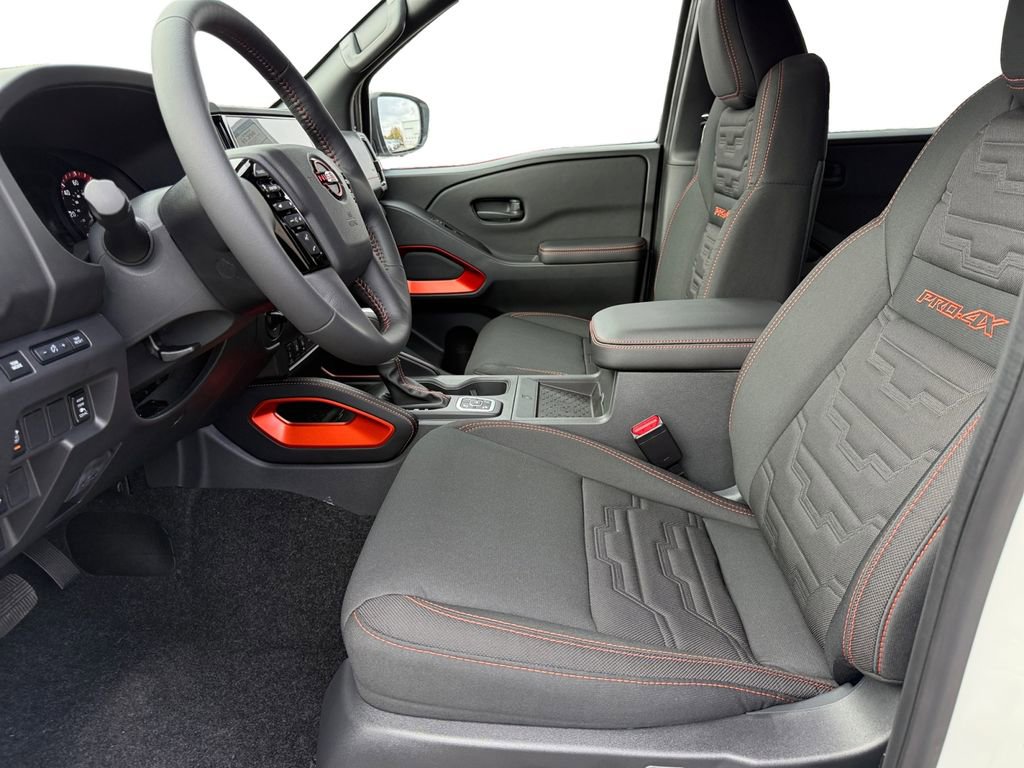 New 2026 Nissan Frontier PRO-4X w/ Pro-4x Convenience Package image 9