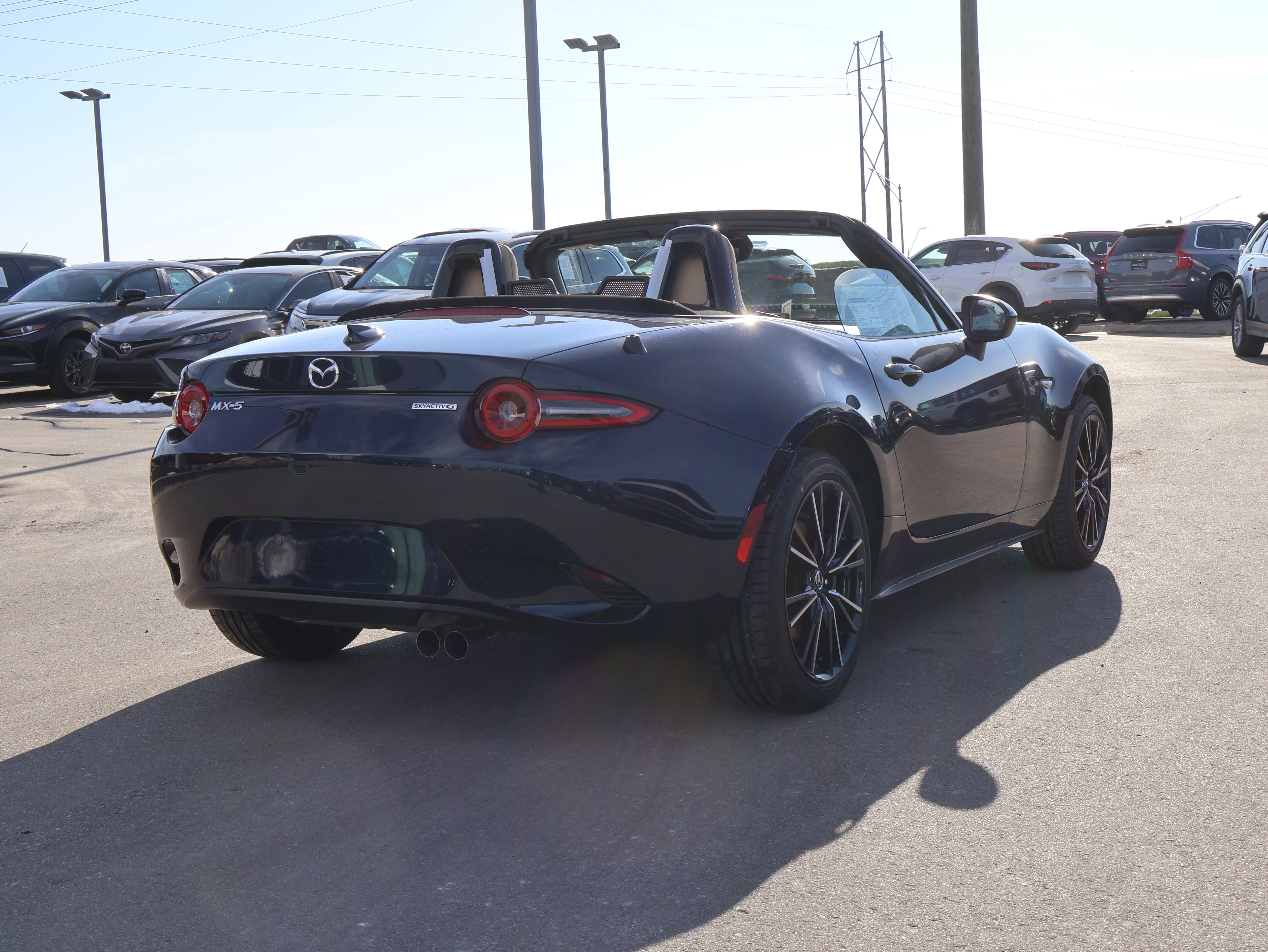 New 2025 MAZDA MX-5 Miata Grand Touring w/ Weather Package image 15