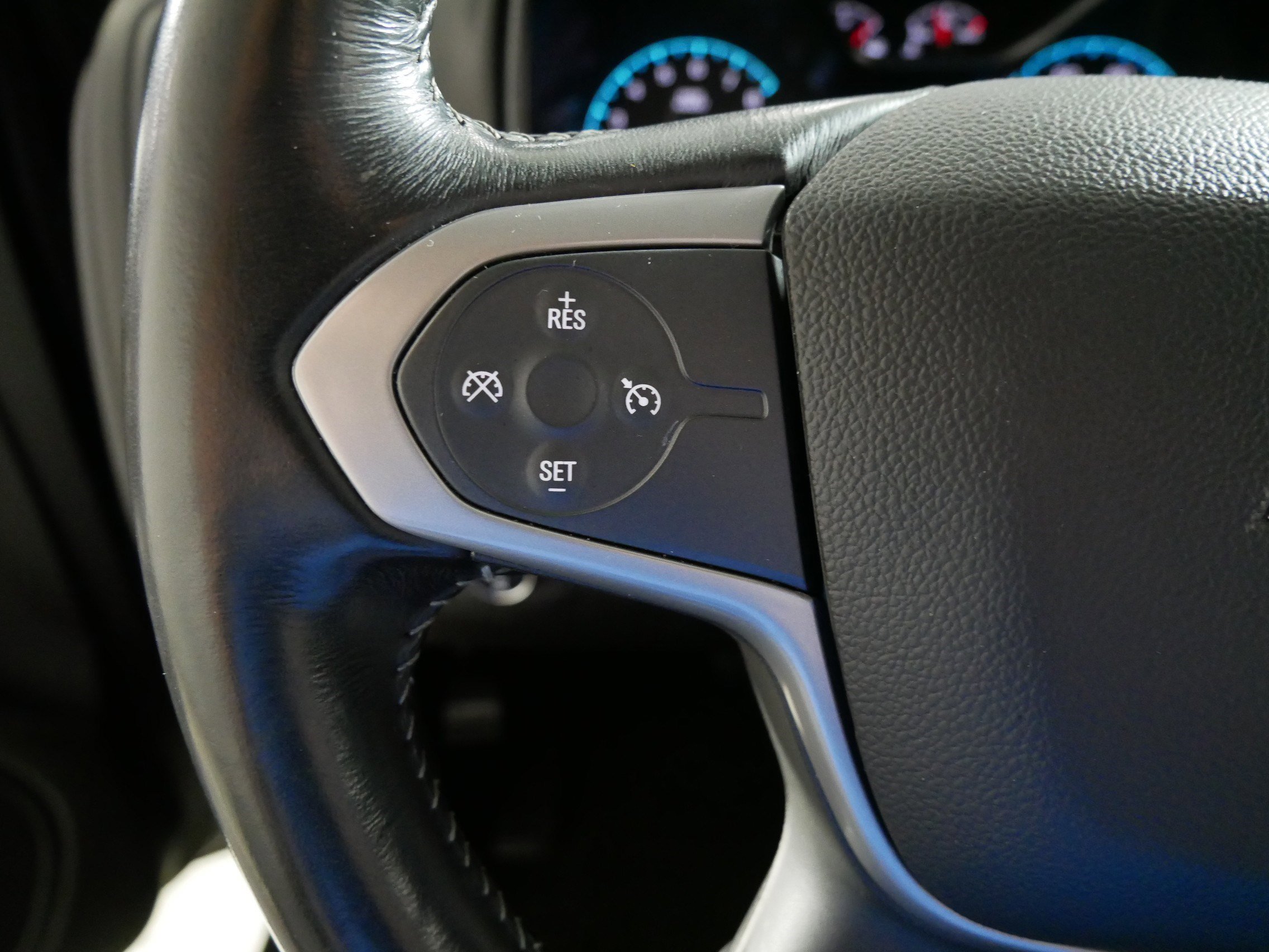 Used 2016 Chevrolet Colorado LT w/ Midnight Edition image 26