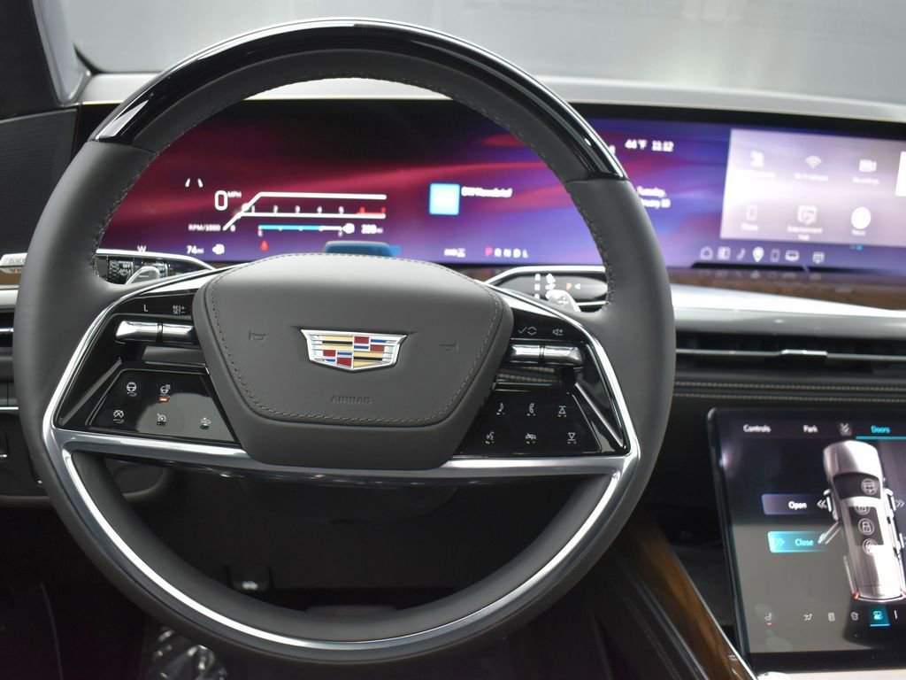 Certified 2026 Cadillac Escalade ESV Platinum Sport w/ LPO, ONYX Package image 15