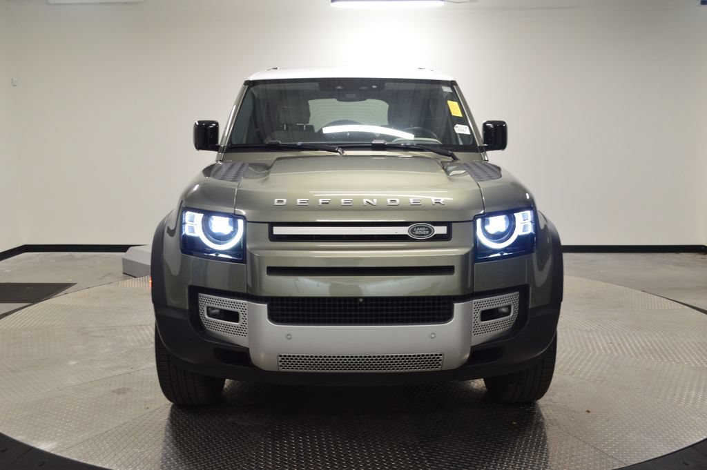 Used 2023 Land Rover Defender 110 SE AWD/4WD image 10