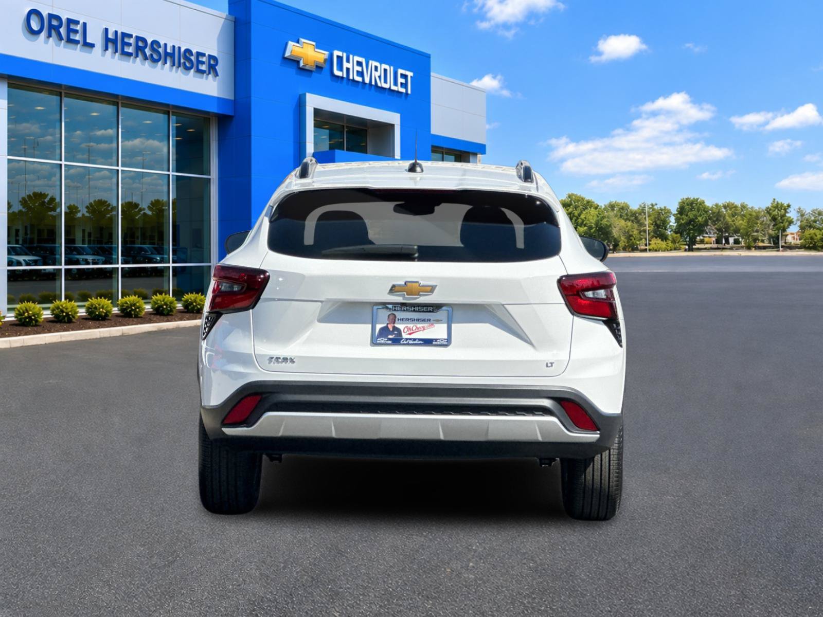 New 2026 Chevrolet Trax LT w/ LT Convenience Package FWD image 5
