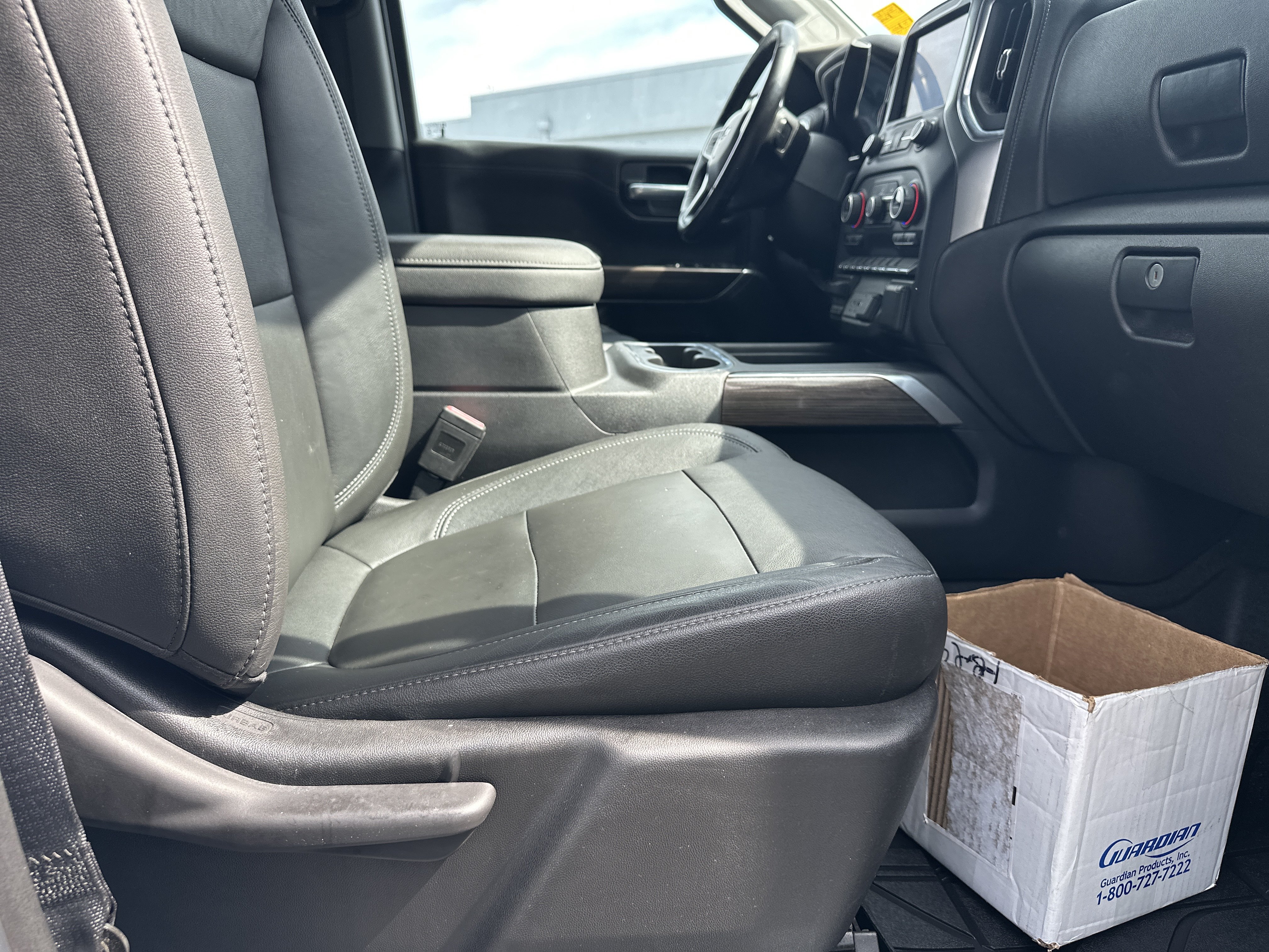 Used 2019 Chevrolet Silverado 1500 RST AWD/4WD image 15