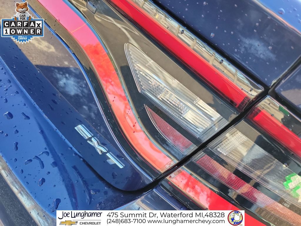 Used 2015 Dodge Charger SXT image 32