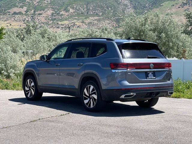Used 2024 Volkswagen Atlas SE AWD/4WD image 5