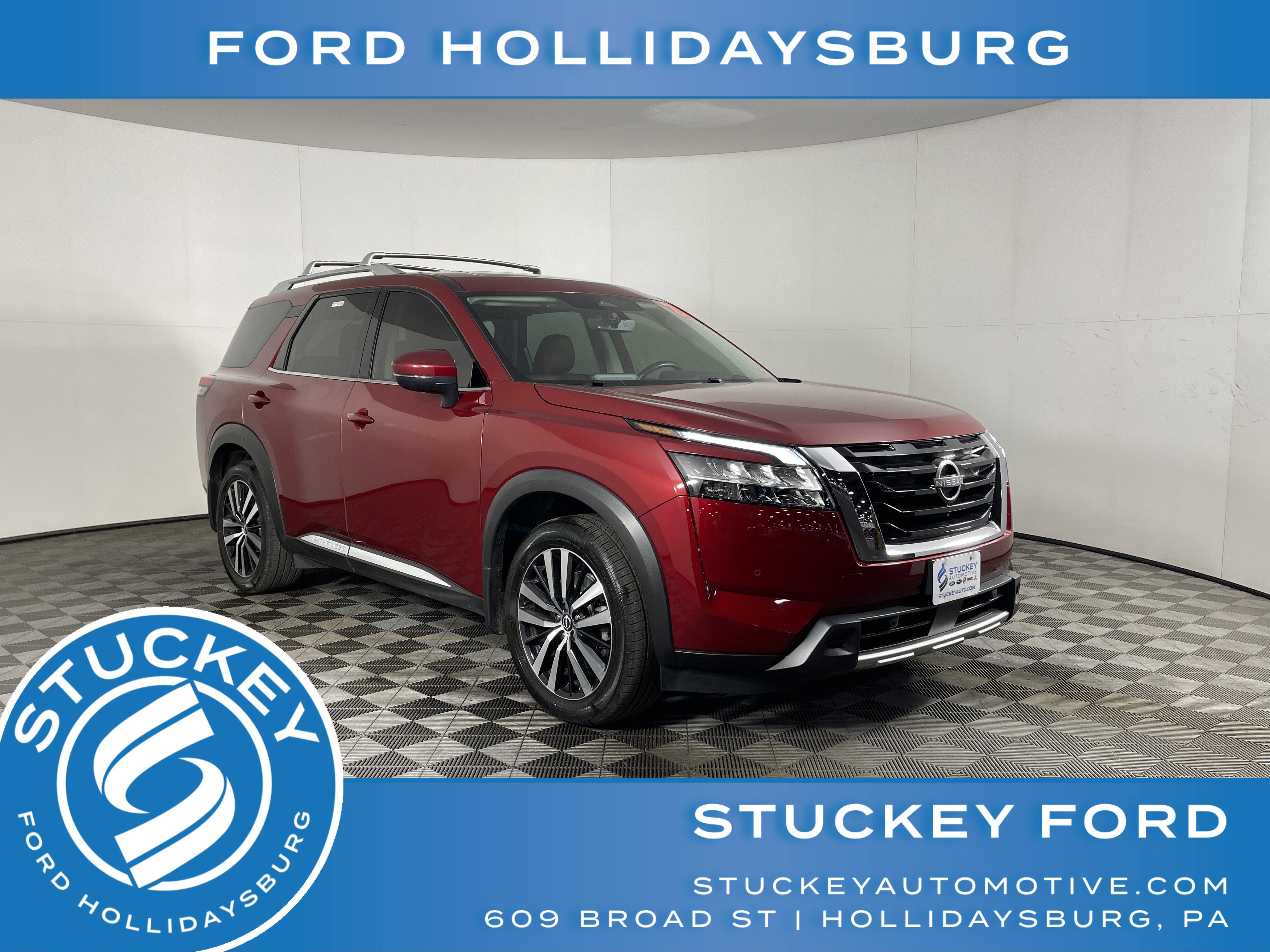 Used 2023 Nissan Pathfinder Platinum w/ Cargo Package