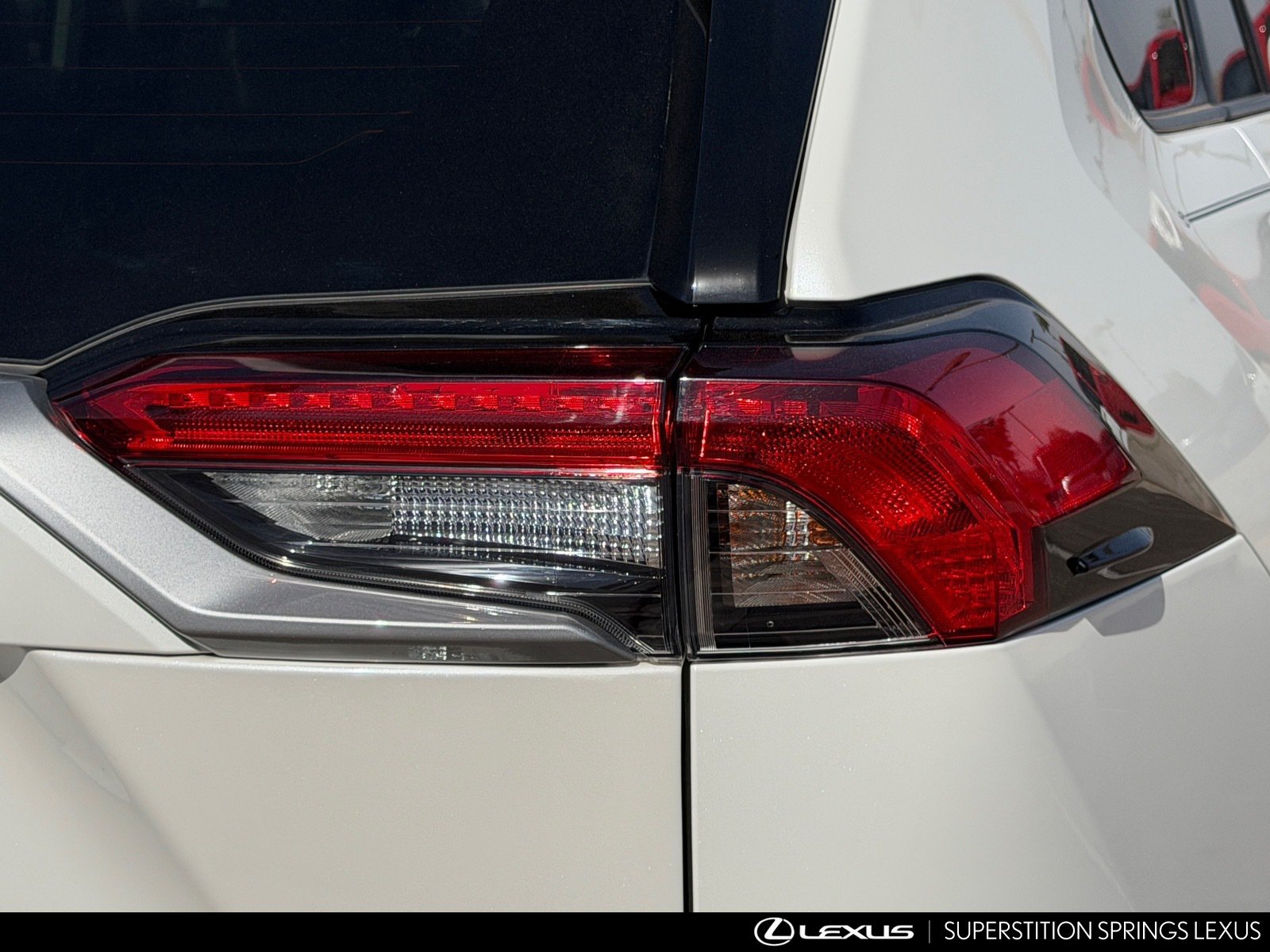 Used 2020 Toyota RAV4 Limited AWD/4WD image 12