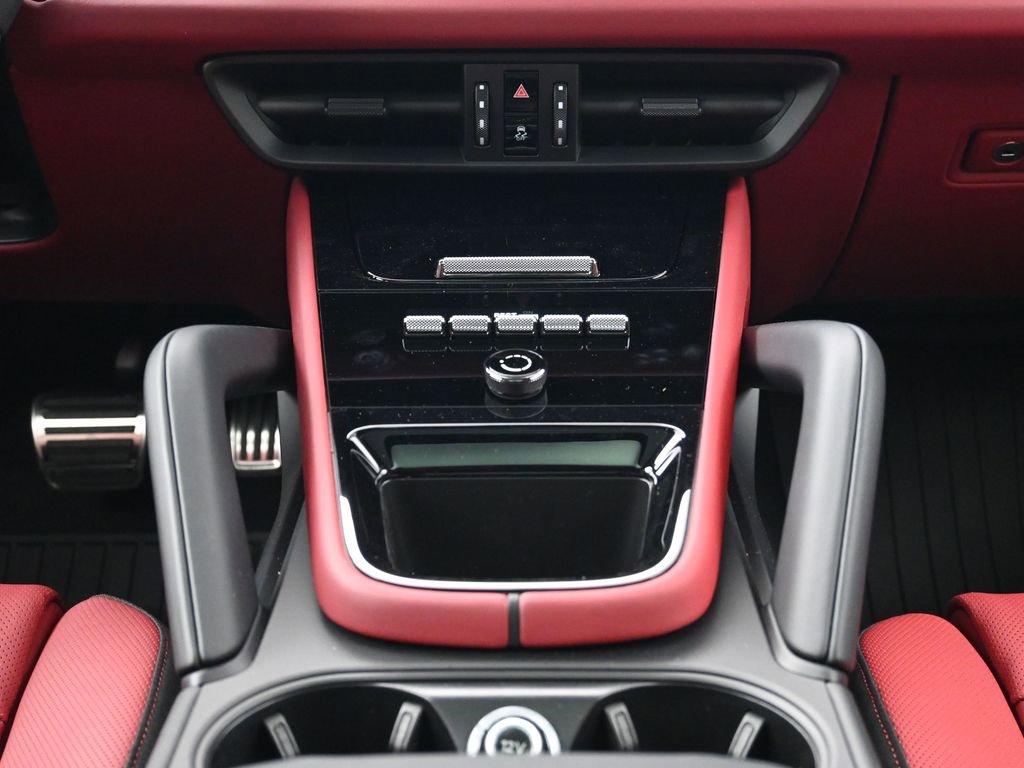 New 2026 Porsche Cayenne S image 10