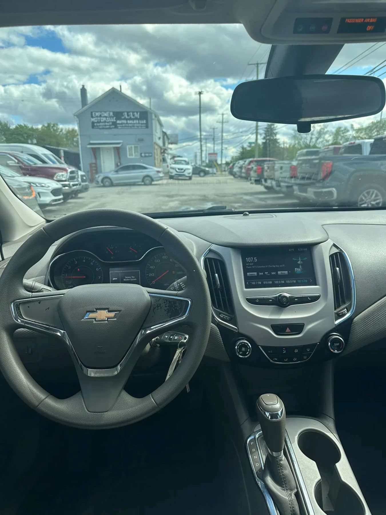 Used 2018 Chevrolet Cruze LS FWD image 12