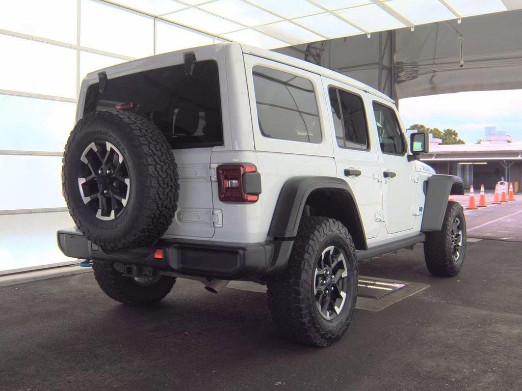 Used 2025 Jeep Wrangler Unlimited Rubicon 4xe w/ Convenience Group image 8