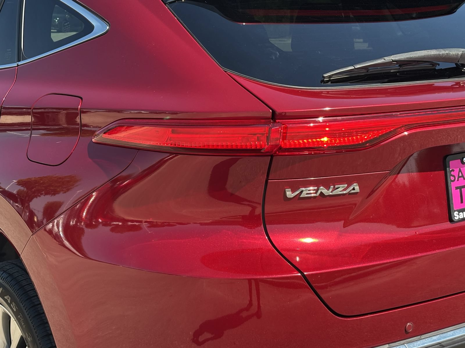 Used 2021 Toyota Venza XLE w/ Softex Package AWD/4WD image 28