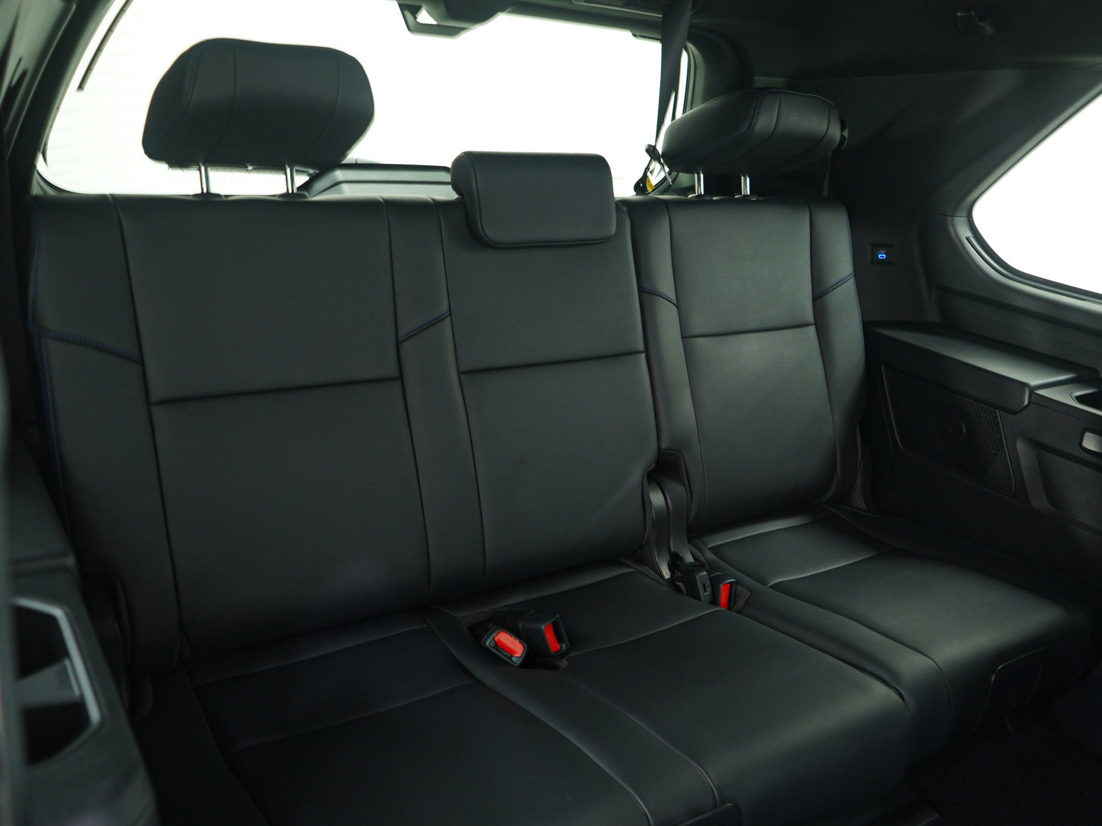 Used 2024 Toyota Sequoia Platinum image 16