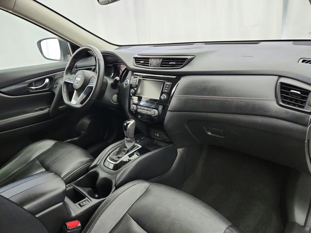 Used 2019 Nissan Rogue SL AWD/4WD image 25