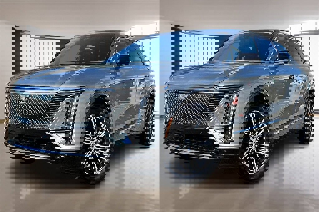 New 2025 Cadillac Lyriq Luxury
