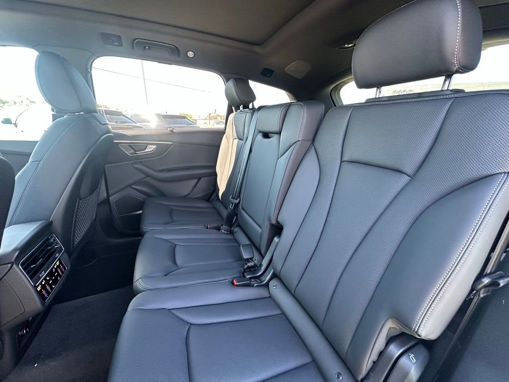 New 2026 Audi Q7 3.0T Premium Plus image 17