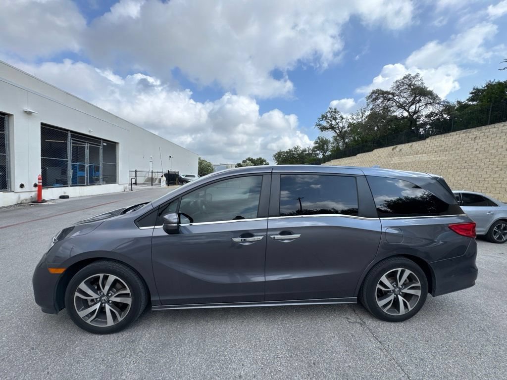Used 2024 Honda Odyssey Touring image 4