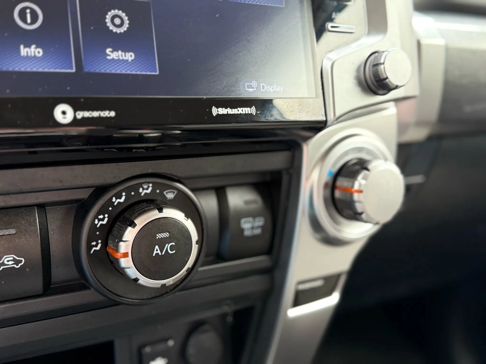 Used 2022 Toyota 4Runner SR5 image 38