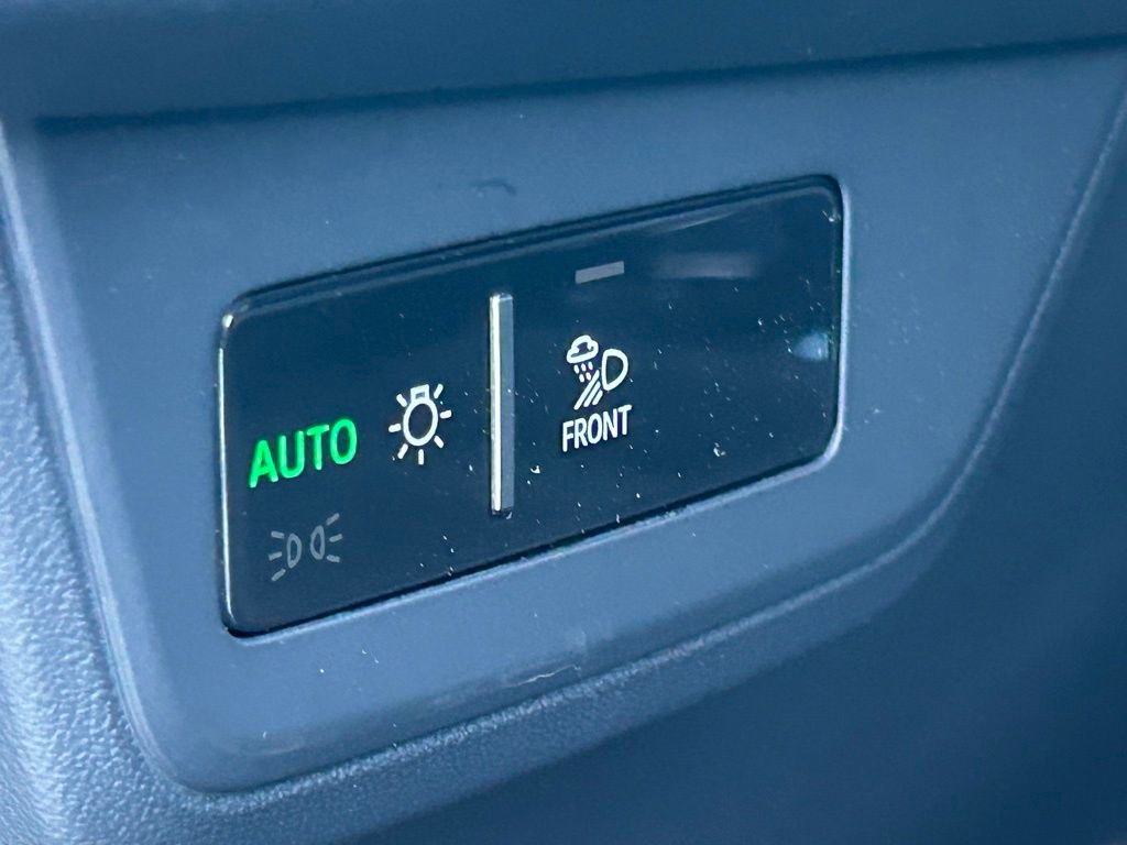 Used 2023 Audi RS e-tron GT w/ Carbon Performance Package image 77