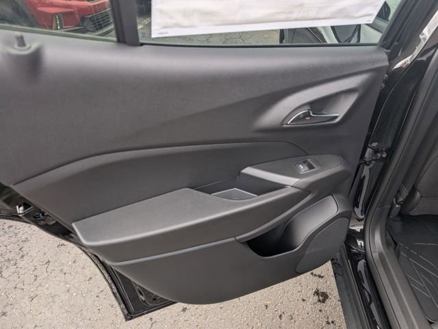 New 2026 Chevrolet Trax RS w/ Sunroof Package image 10