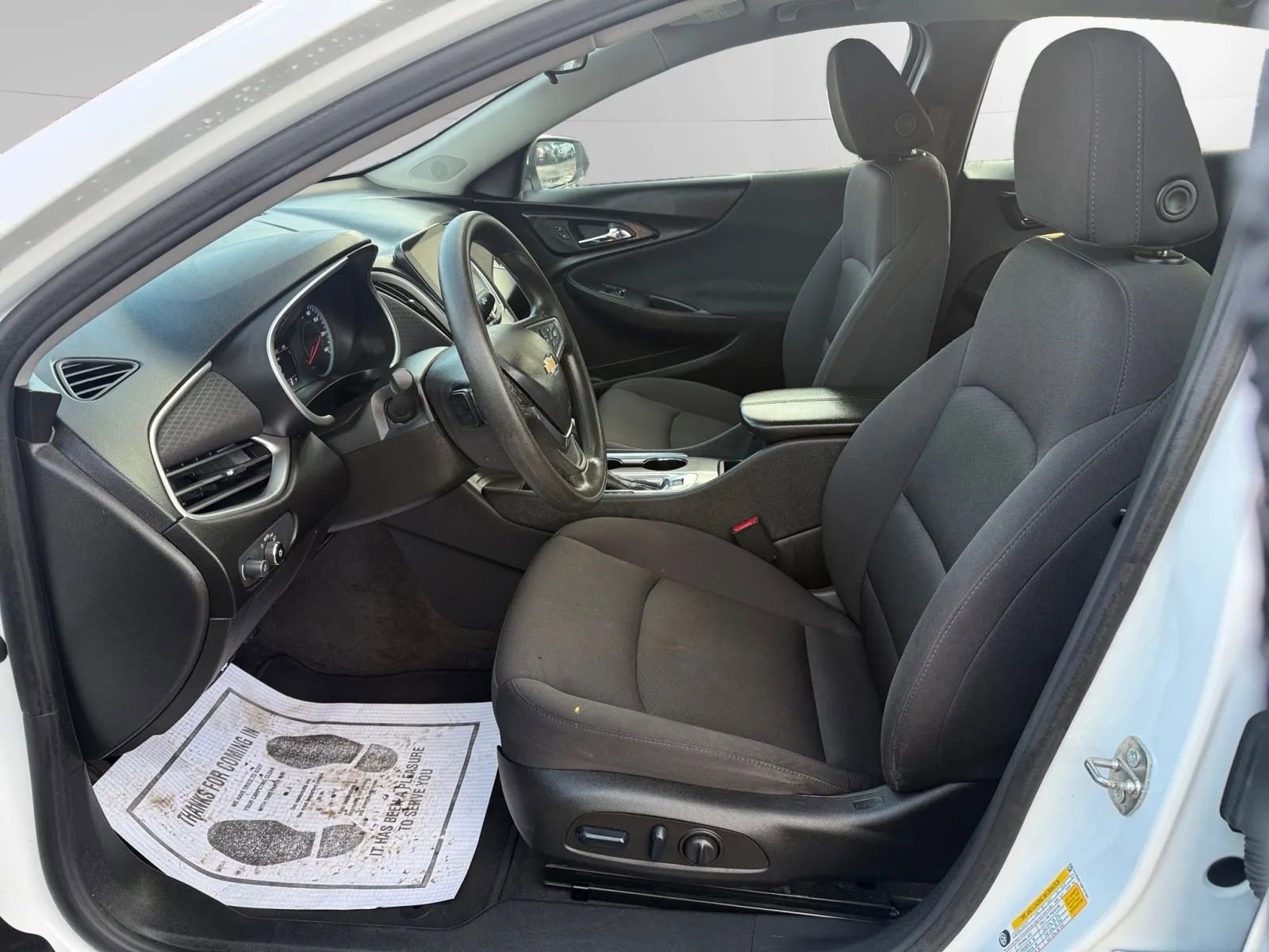 Used 2022 Chevrolet Malibu LT image 13